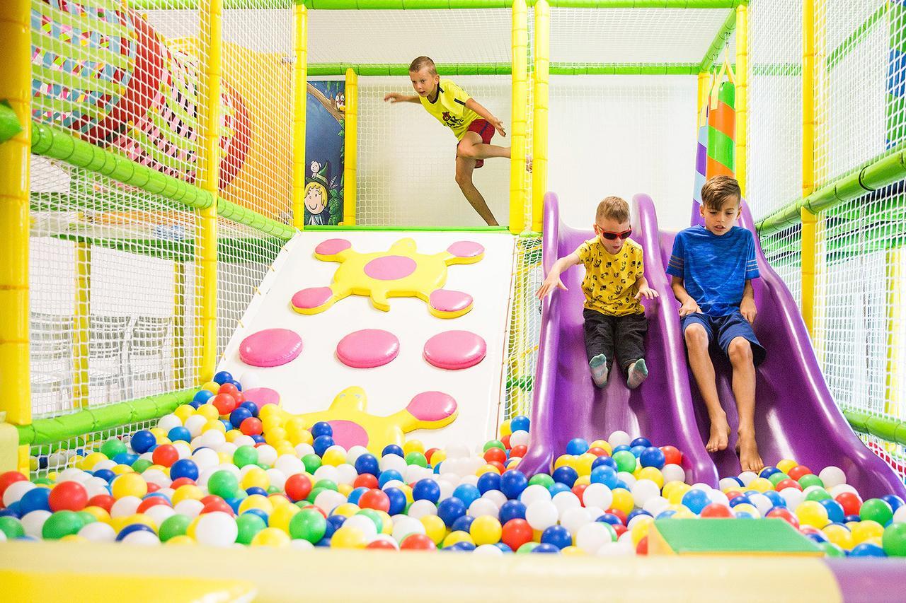 Holiday Park & Resort Rowy Rowy  Eksteriør billede